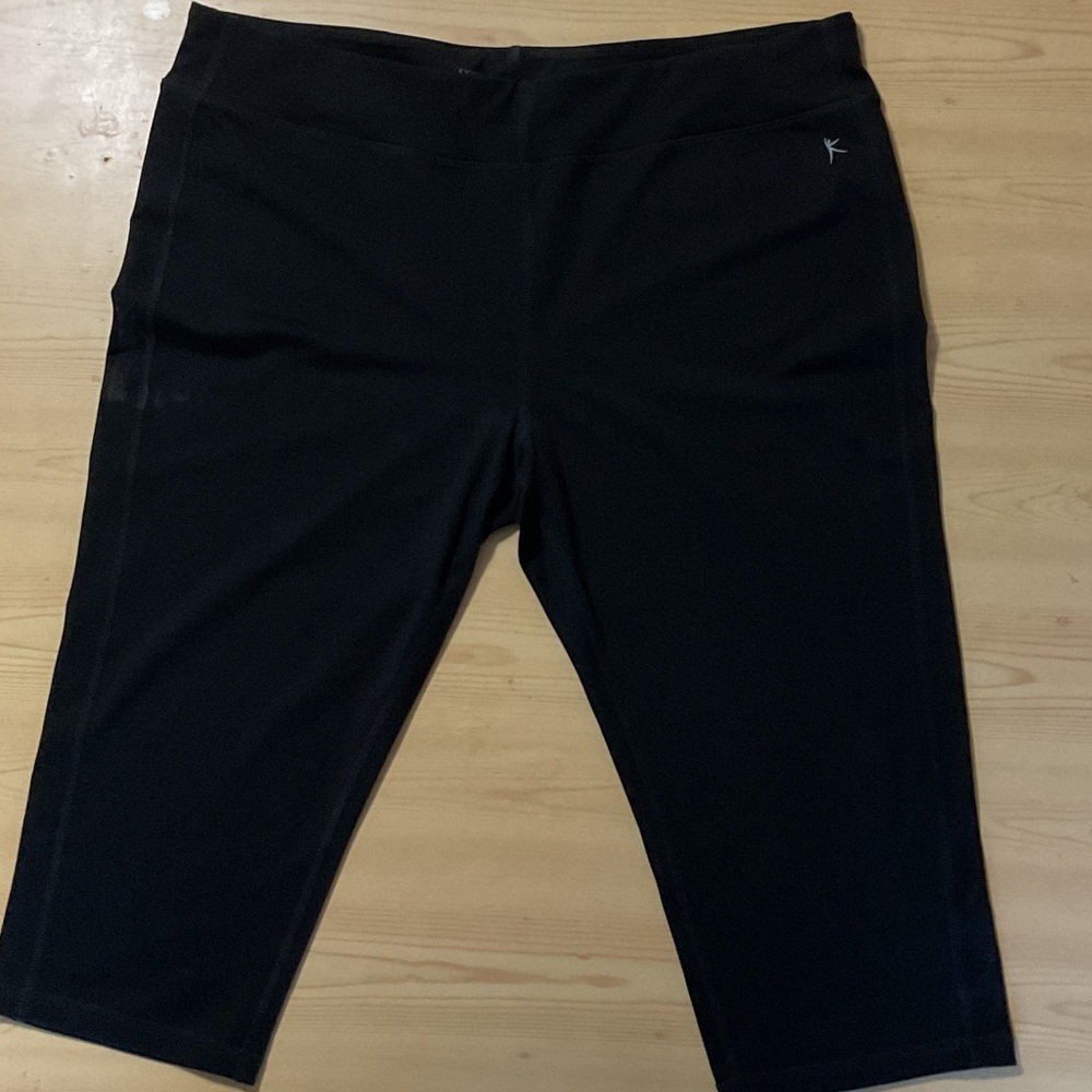 Danskin Now Black Capri Fitted Capris Size XL